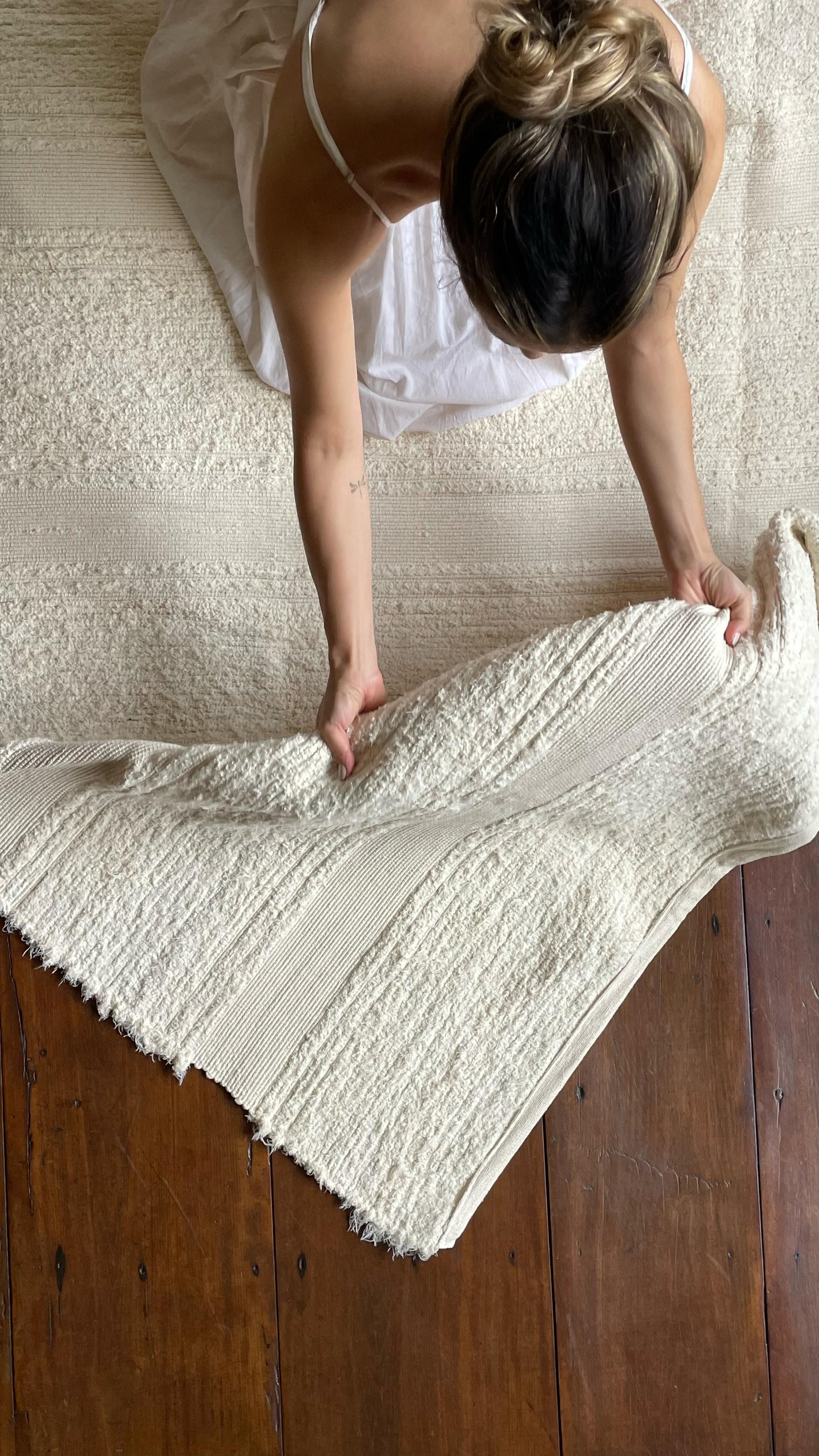 Tapete Poesia Cru 100% Algodão com Listras Ritmadas - Verte Tapetes